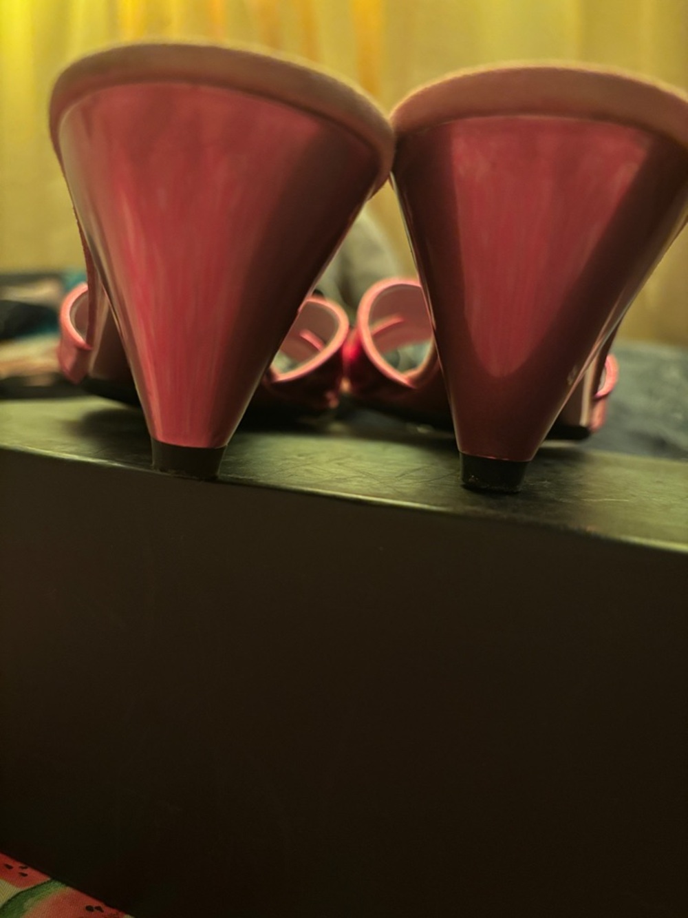 Marc Jacobs Metallic Pink Star-Embellished Slide Mules - Picture 4 of 4